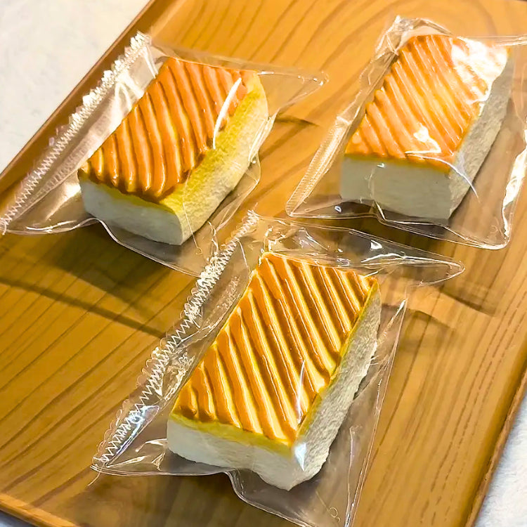 Exploding Creamy Soda Biscuits Taba Squishy image 0