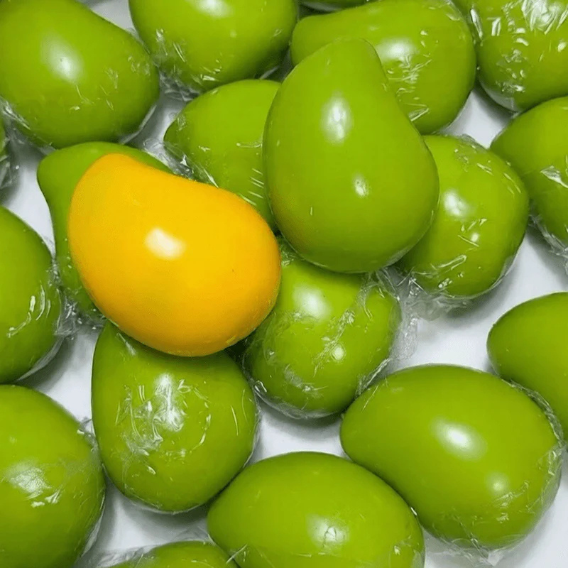 Color Changing Mango Squishy Toy